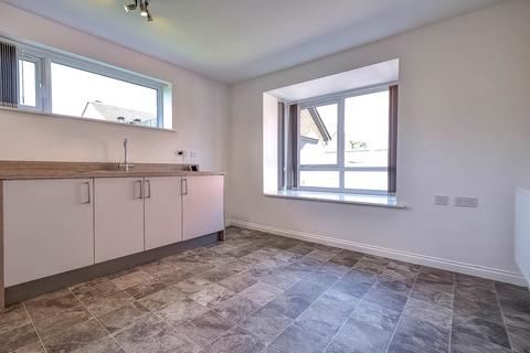 3 bedroom semi-detached house to rent, Mulberry Lane, Hull, East Yorkshire, HU4