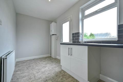 2 bedroom terraced house to rent, Bristol Road, Hull, East Riding of Yorkshi, HU5