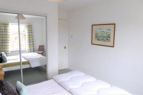 2 bedroom flat to rent, Hughenden Gardens, Hyndland, Glasgow, G12