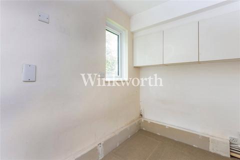 15 Godolphin Close, London, N13 6LF