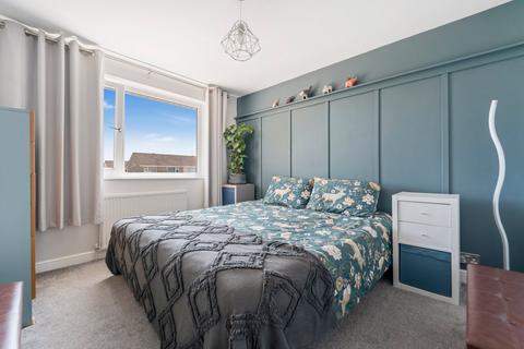 11 Brangwyn Square, Weston-super-mare, BS22 6HU
