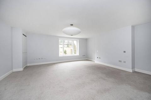 3 bedroom flat to rent, Leinster Square, Notting Hill, London, W2