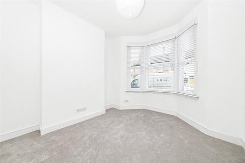 12 Westgate Road, London, SE25 4LZ