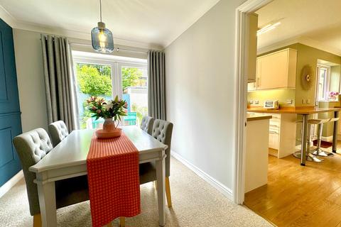 22 Keycroft Copse, Peatmoor, Swindon, SN5 5AE