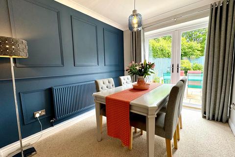 22 Keycroft Copse, Peatmoor, Swindon, SN5 5AE