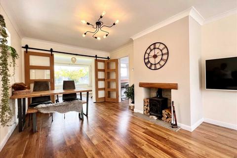 2a Beech Road, Benfleet, SS7 2AZ