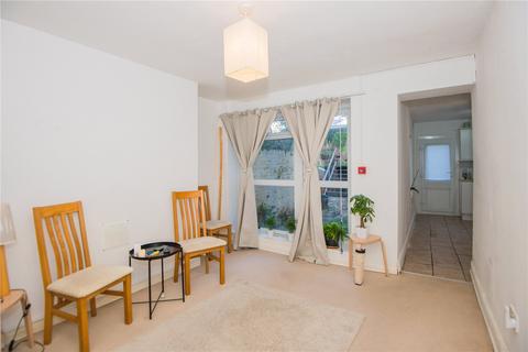 1 bedroom apartment for sale, Queens Road, Twickenham, UK, TW1