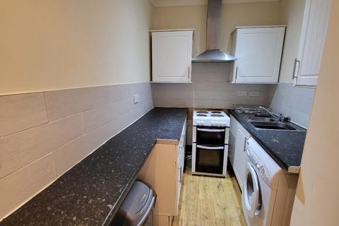 2 bedroom flat to rent, Harras Bank, Birtley, Chester le Street