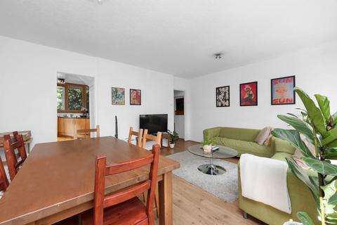 19b Ravenscroft Street, Bethnal Green, London, E2 7SH