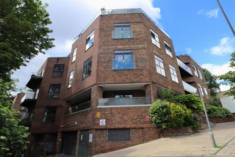 2 bedroom flat for sale, Muswell Hill, London