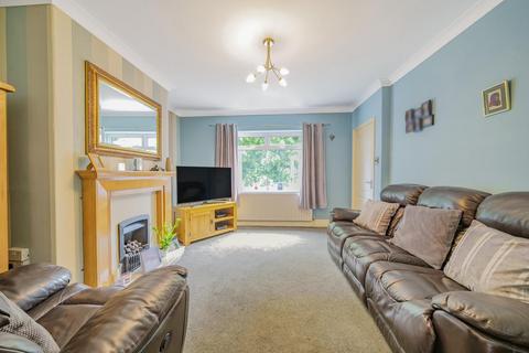 3 bedroom terraced house for sale, Bank Road, Barlby