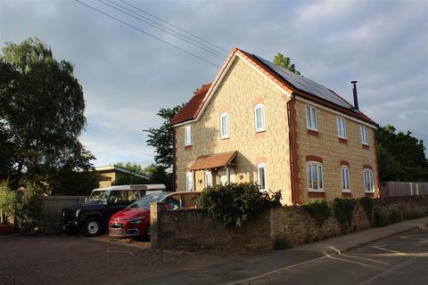 3 bedroom detached house for sale, The Street, Hullavington Chippenham SN14