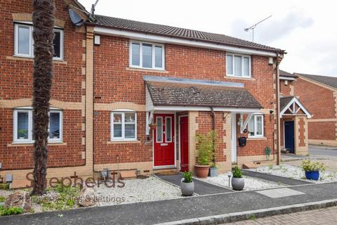 2 bedroom terraced house for sale, Pettys Close, Cheshunt EN8