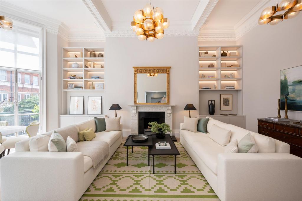 Flat 5, 50 Pont Street Hi-6.jpg