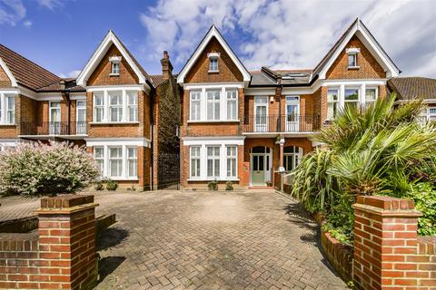 4 bedroom semi-detached house for sale, St. Marys Crescent, Osterley