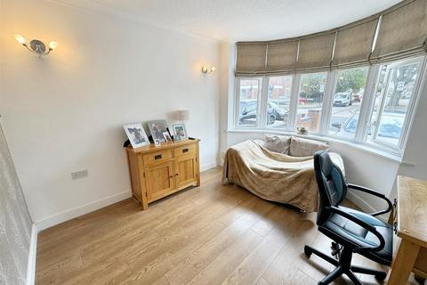 81 Gilbertstone Avenue, Birmingham, B26 1JT