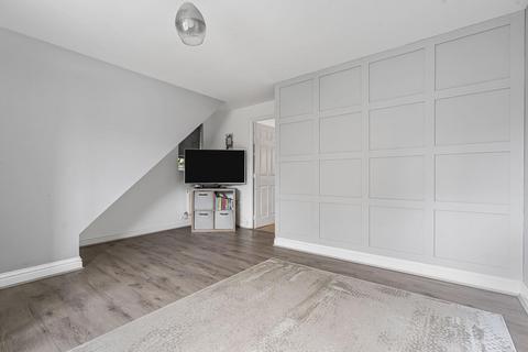 3 bedroom end of terrace house for sale, Vervain Close, Bicester
