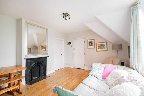 2 bedroom property for sale, Hermon Hill, Wanstead