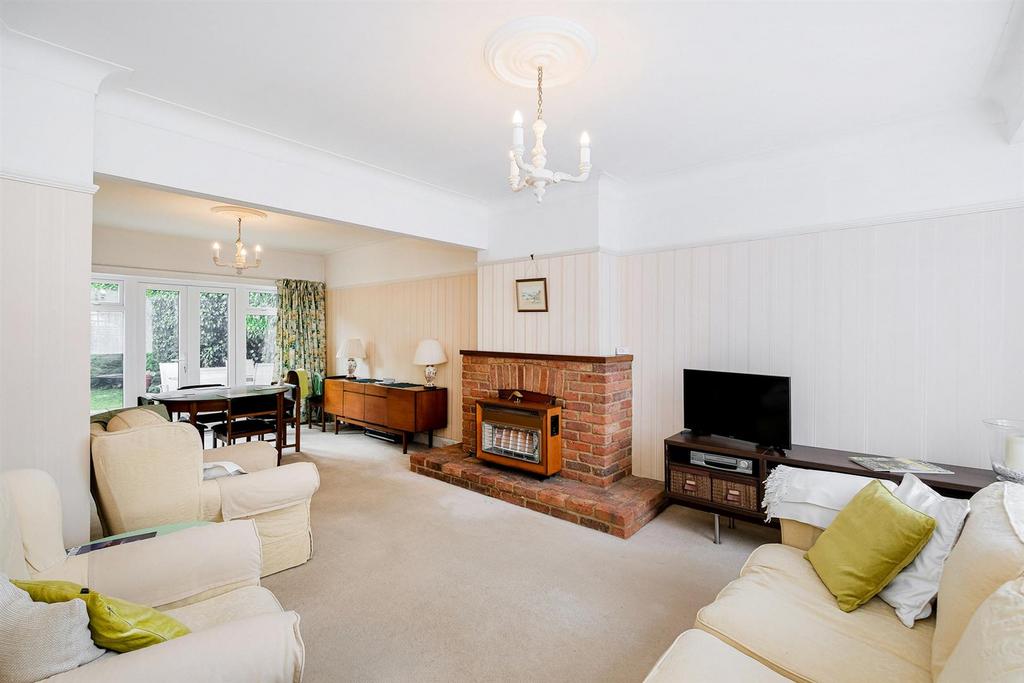 261 Larkshall Road-32 rszd.jpg