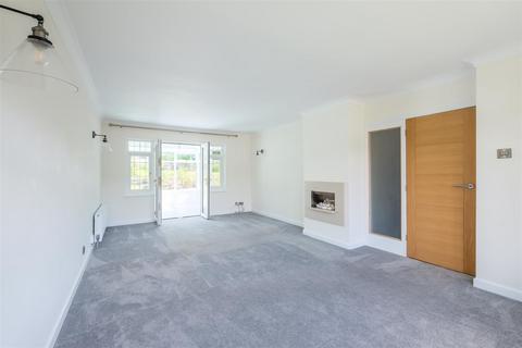 4 bedroom detached bungalow for sale, Lightridge Close, Huddersfield