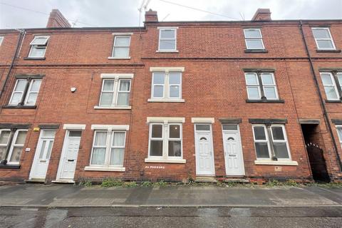 3 bedroom terraced house for sale, Eland Street, Nottingham