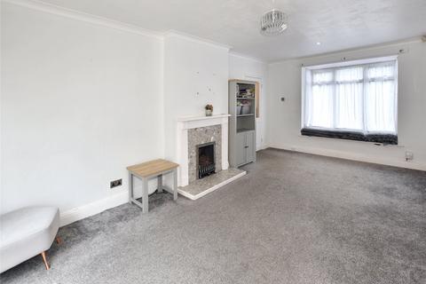 2 bedroom semi-detached house for sale, Brackenwood Drive, Leeds