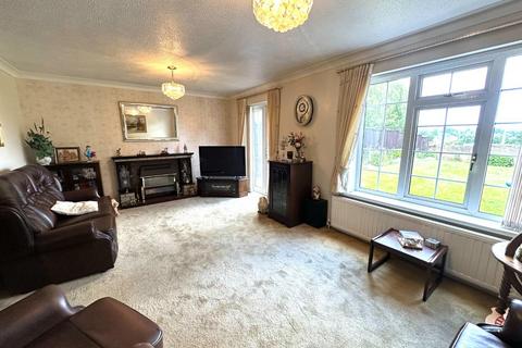 4 bedroom detached house for sale, Hertford Court, Meadowfields, Northampton NN3
