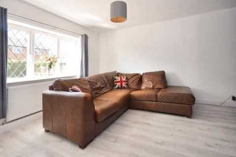 63 Harewood Road, Wakefield, WF1 4BW