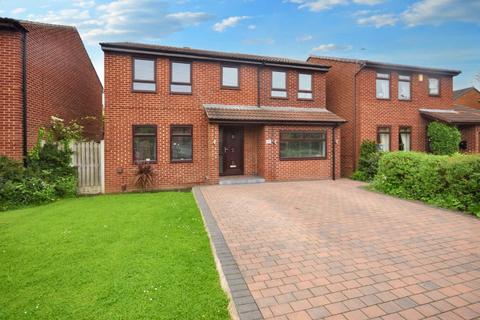 4 bedroom detached house for sale, Willow Park, Wakefield, West Yorkshire