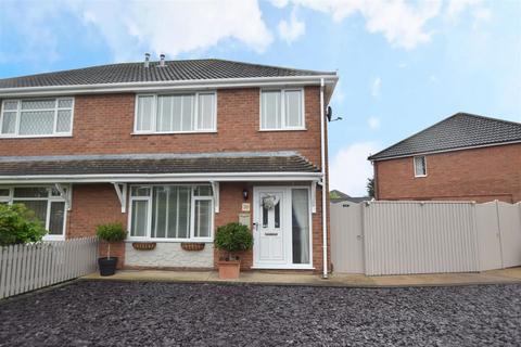 70 Sunningdale, Waltham, Grimsby, DN37 0UG