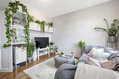 1 bedroom apartment to rent, Batchelor Street, London N1