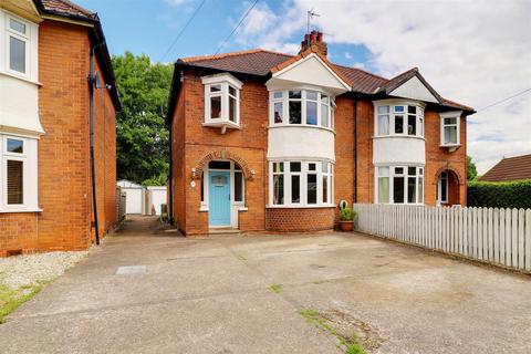 3 bedroom semi-detached house for sale, Welton Low Road, Elloughton