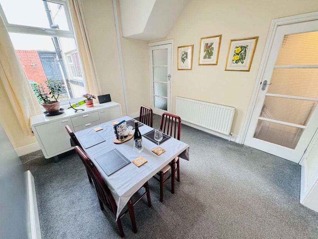 Rear reception room