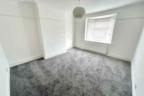 3 bedroom apartment to rent, Cauldwell Lane, Monkseaton