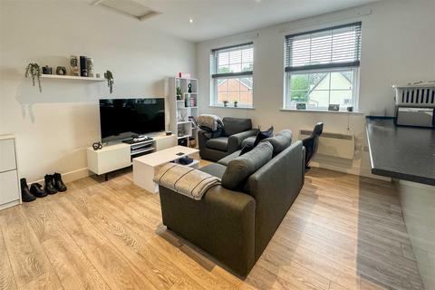 1 bedroom apartment to rent, Flat 1, 112 High Street, Hadleigh, Ipswich, Suffolk, IP7 5EL