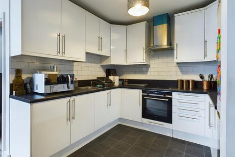 undefined, London Road, Crawley RH10