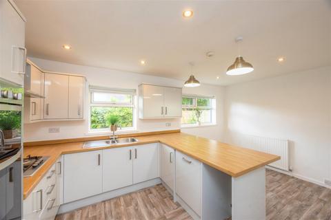 24 Gresley Road, Sheffield, S8 7HH