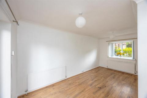 24 Gresley Road, Sheffield, S8 7HH