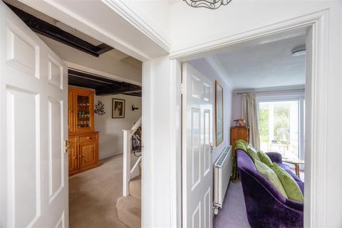 155 Hemper Lane, Sheffield, S8 7FB