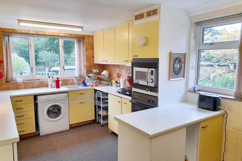 2 bedroom detached house for sale, Church Lane, Eastergate