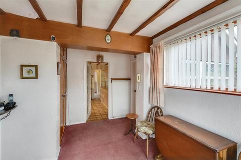 2 bedroom detached bungalow for sale, Rufford Avenue, Bramcote, Nottingham