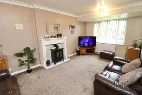 3 bedroom detached house for sale, Sidings Court, Brough