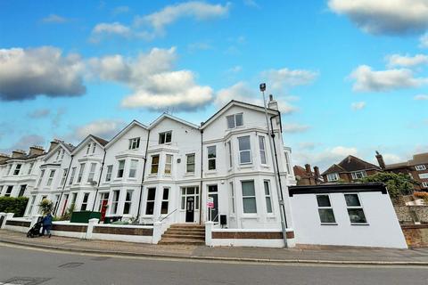 1 bedroom flat for sale, The Goffs, Eastbourne