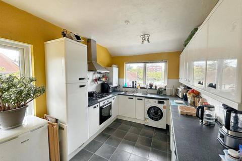 1 bedroom flat for sale, The Goffs, Eastbourne