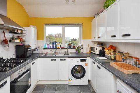 1 bedroom flat for sale, The Goffs, Eastbourne