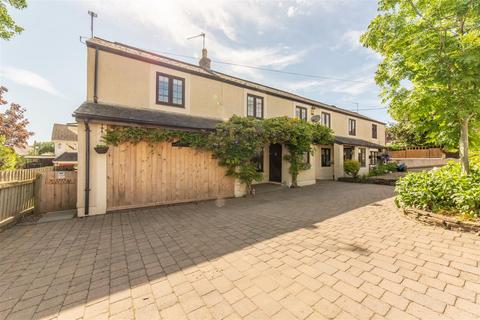 4 bedroom semi-detached house for sale, Caerleon Road, Cwmbran NP44