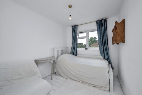 35 Spring Gardens, West Molesey, KT8 2JA
