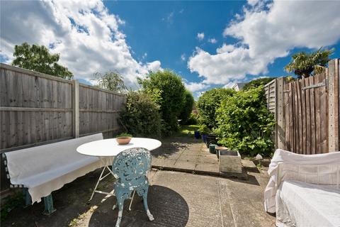 35 Spring Gardens, West Molesey, KT8 2JA