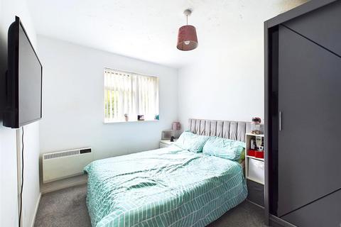 1 bedroom maisonette for sale, Rabournmead Drive, Northolt UB5
