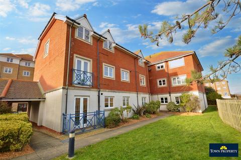 2 bedroom flat for sale, Martinique Way, Eastbourne